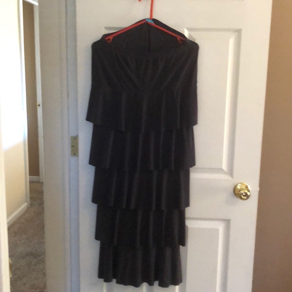 JUNEE ruffle skirt